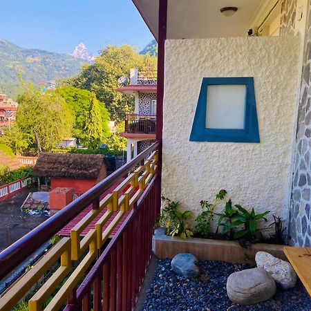 Three Jewels Boutique Hotel Pokhara Ngoại thất bức ảnh