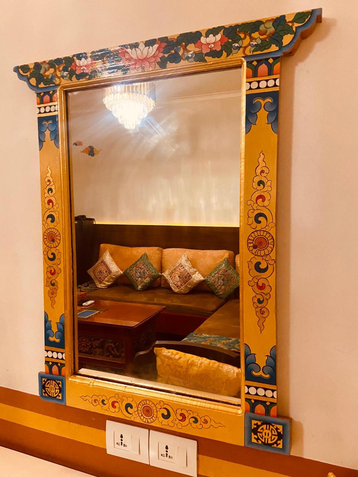 Three Jewels Boutique Hotel Pokhara Ngoại thất bức ảnh
